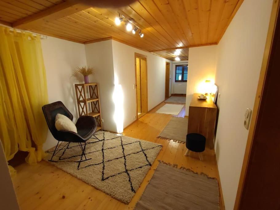 S'Rastl Direkt Mit Bergpanorama Apartment กรุนเดิลเซ ภายนอก รูปภาพ